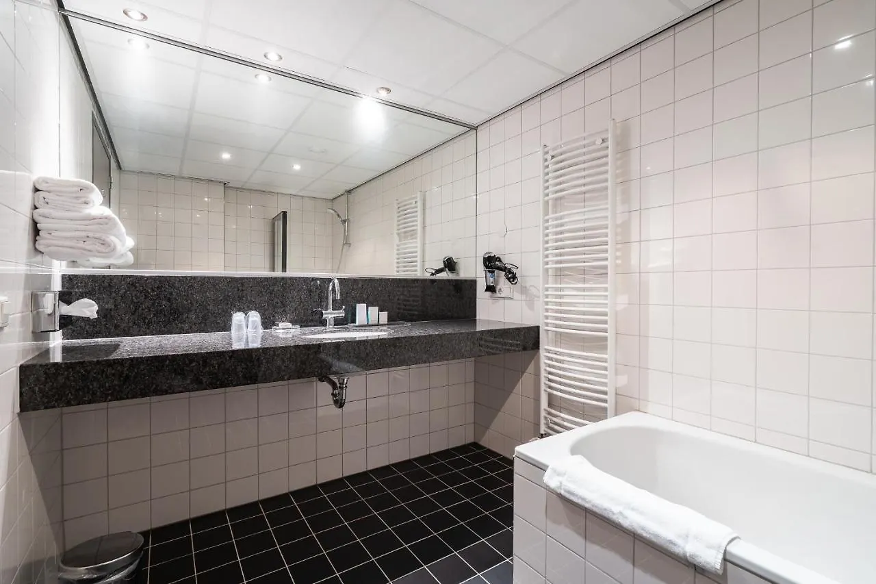 Onderwijshotel De Rooi Pannen Eindhoven 3*,  Holland